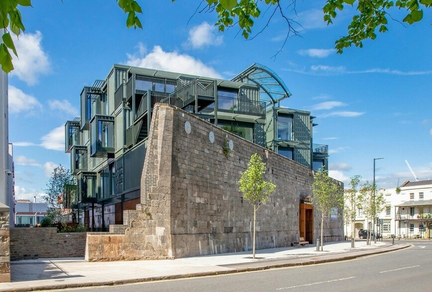 Wapping Wharf, Bristol to rent - Building Photo - Image 3 of 25