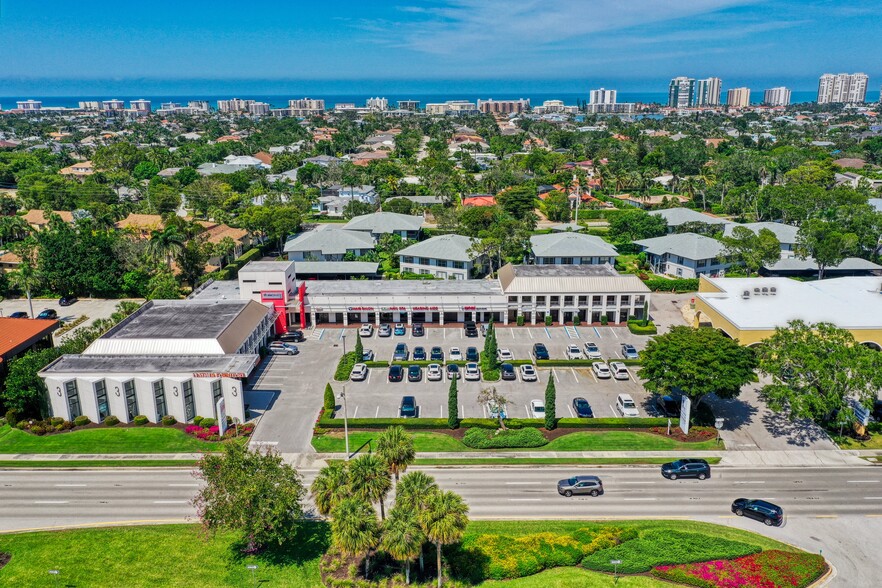 3333 Tamiami Trl N, Naples, FL for sale - Building Photo - Image 1 of 9