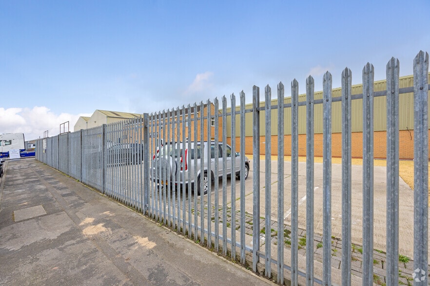 Larsen Rd, Goole to rent - Building Photo - Image 3 of 5