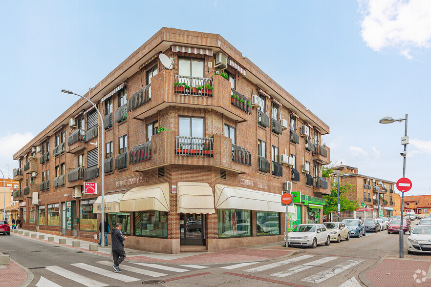 Calle Era, 8, Mejorada del Campo, Madrid for rent - Primary Photo - Image 1 of 2