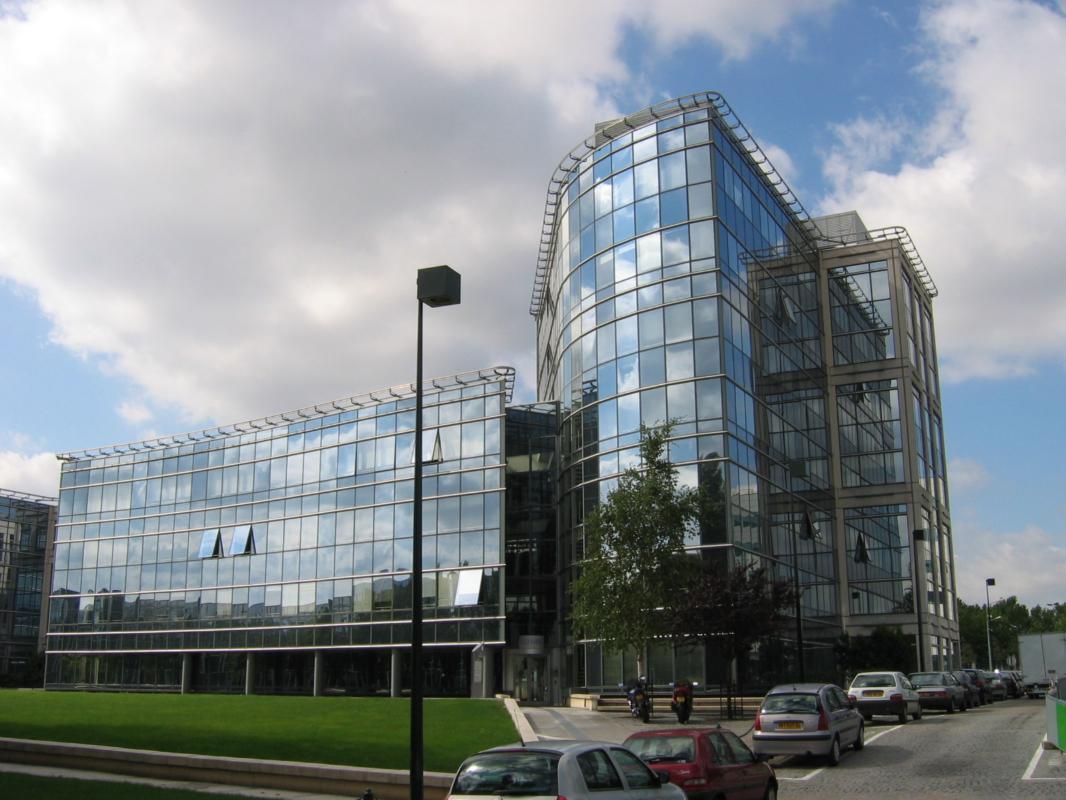31 35 Allée Des Impressionnistes, Villepinte to rent Building Photo- Image 1 of 8
