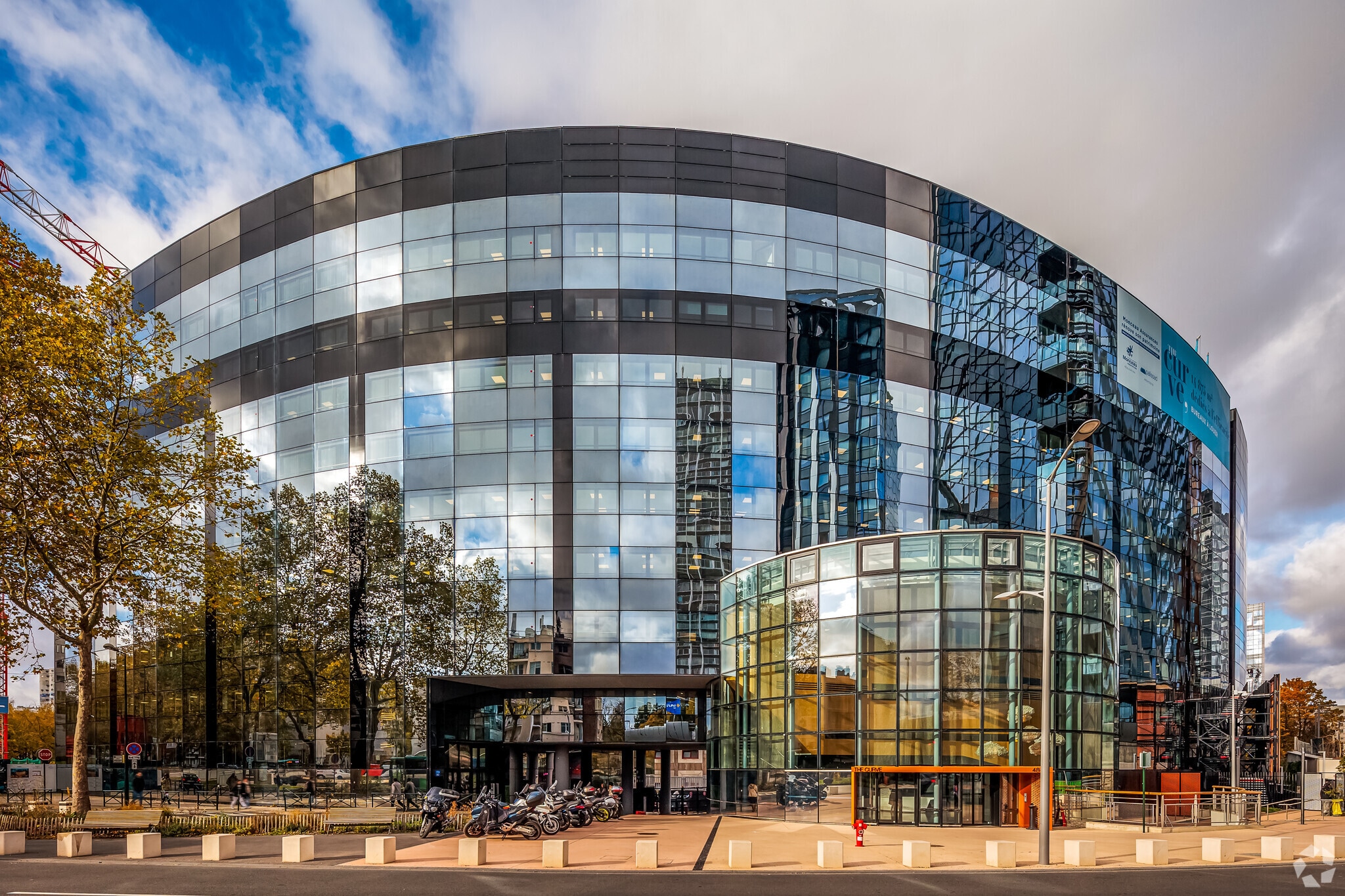 48-50 Avenue Du Général De Gaulle, Puteaux to rent Primary Photo- Image 1 of 4