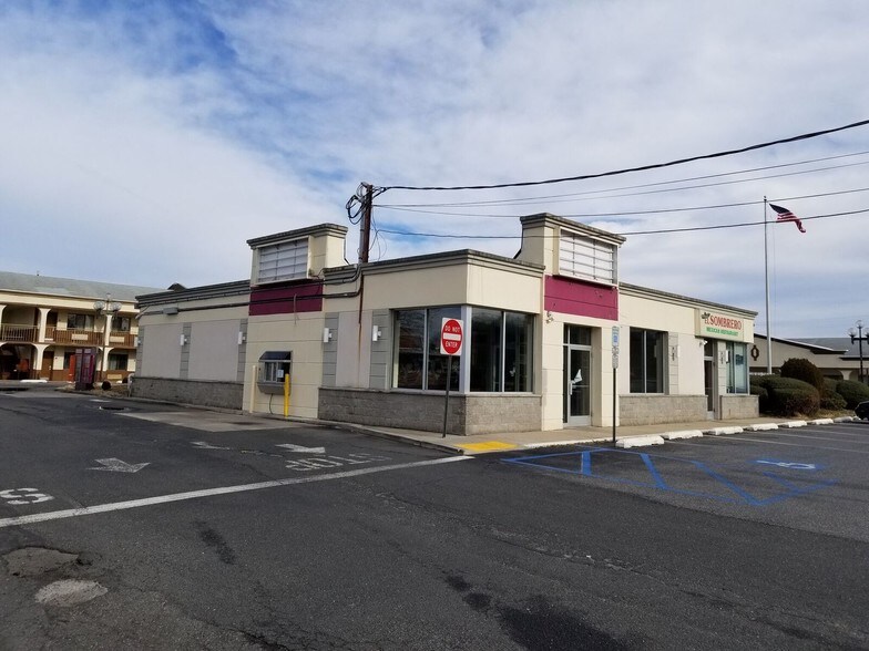 501 E Main St, Wrightstown 08562 UK