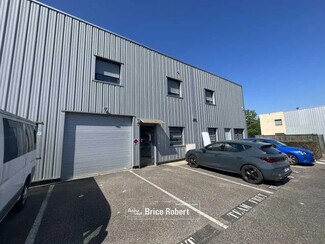 More details for Office, Light Industrial to Rent