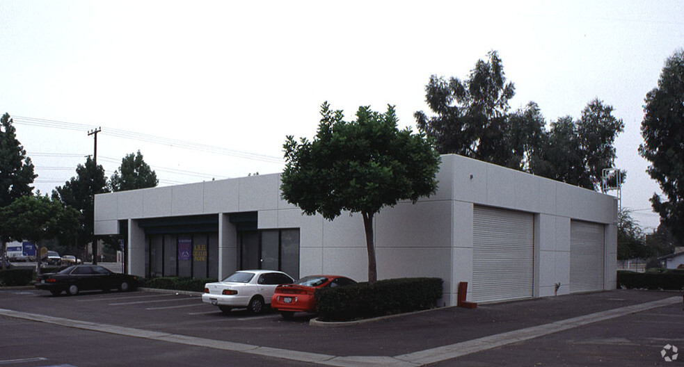 18301 E Valley Blvd, City Of Industry, CA for rent - Building Photo - Image 3 of 9