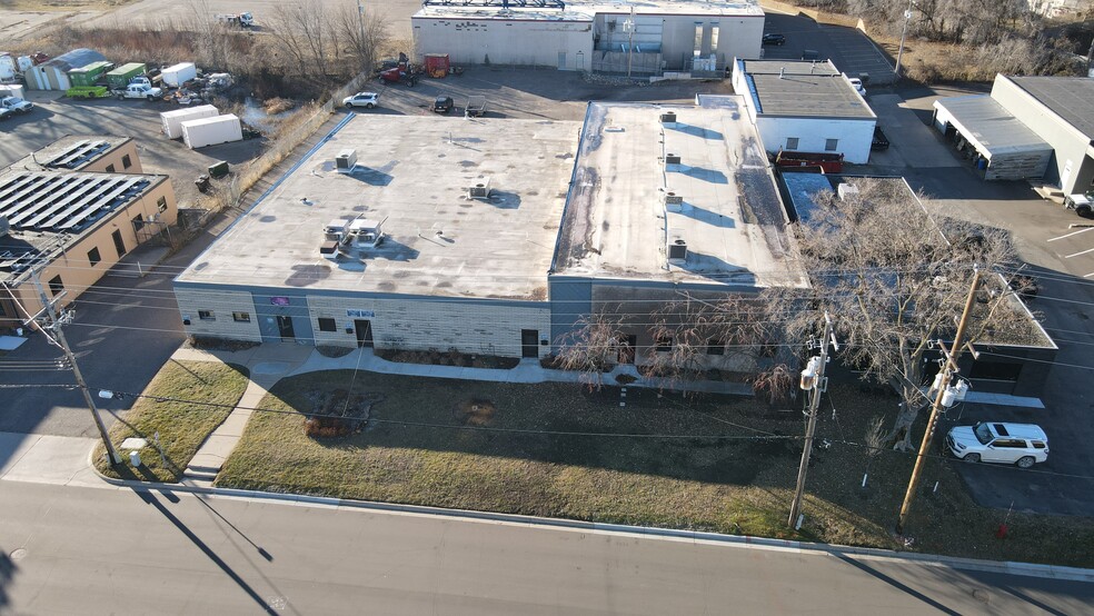 2230 Edgewood Ave S, Saint Louis Park, MN for sale - Building Photo - Image 2 of 6