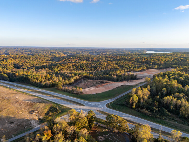 304 Coven Abbett Highway Hwy, Alexander City, AL for sale - Building Photo - Image 3 of 10