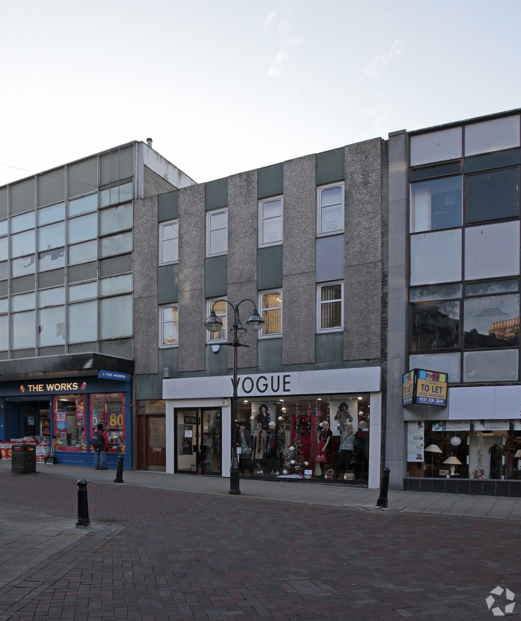 39 High St, Falkirk to rent Primary Photo- Image 1 of 10