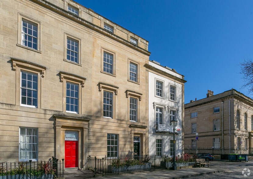 69-73 Queen Sq, Bristol to rent - Building Photo - Image 2 of 6