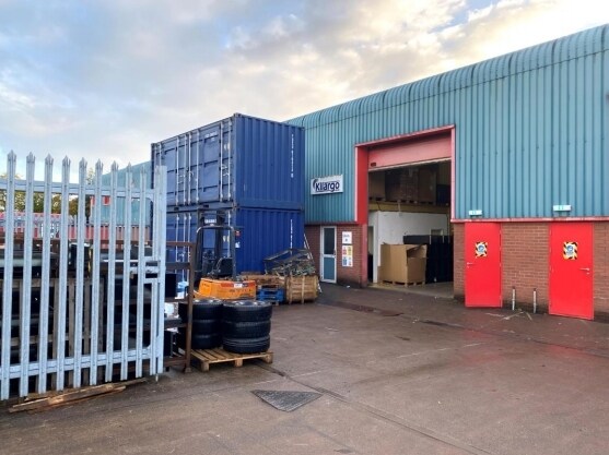 8-10 Wentworth Rd, Newton Abbot for sale Primary Photo- Image 1 of 1