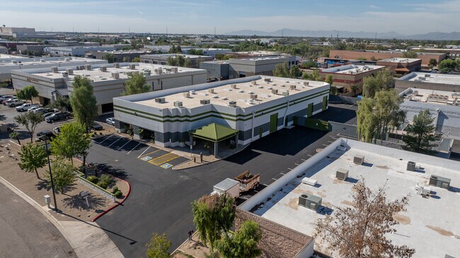 More details for 240 N Sunway Dr, Gilbert, AZ - Industrial to Rent