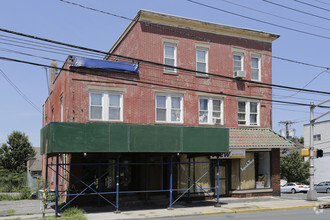 Residential in Lyndhurst, NJ for sale Primary Photo- Image 1 of 1