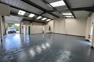 Pennygillam Way, Launceston to rent Interior Photo- Image 1 of 4