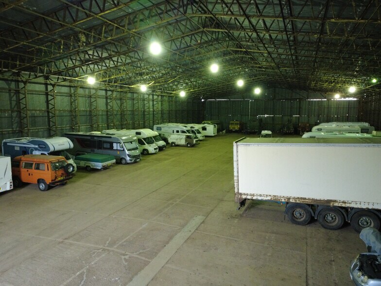 Eaton Rd, Market Drayton for sale - Interior Photo - Image 3 of 5