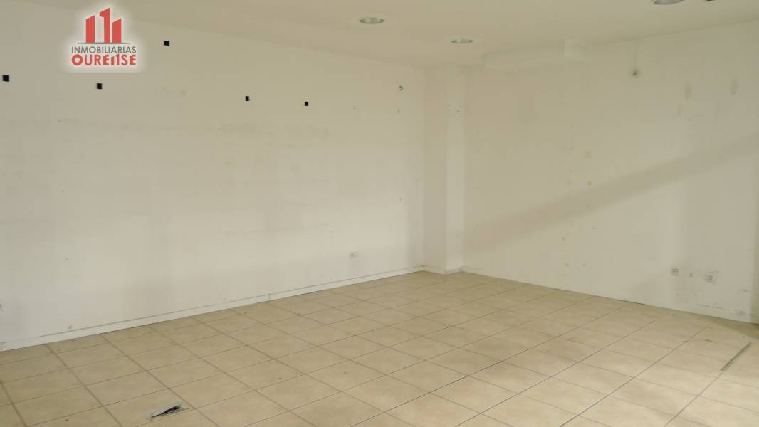 Retail in Ourense, Orense to rent Building Photo- Image 1 of 2