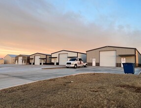 304 Thomas Ave, Stillwater, OK for sale Primary Photo- Image 1 of 1