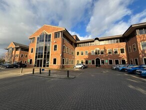 450 Bath Rd, West Drayton to rent Building Photo- Image 2 of 12
