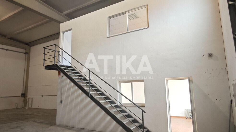 Industrial in Ontinyent, Valencia to rent - Interior Photo - Image 2 of 11