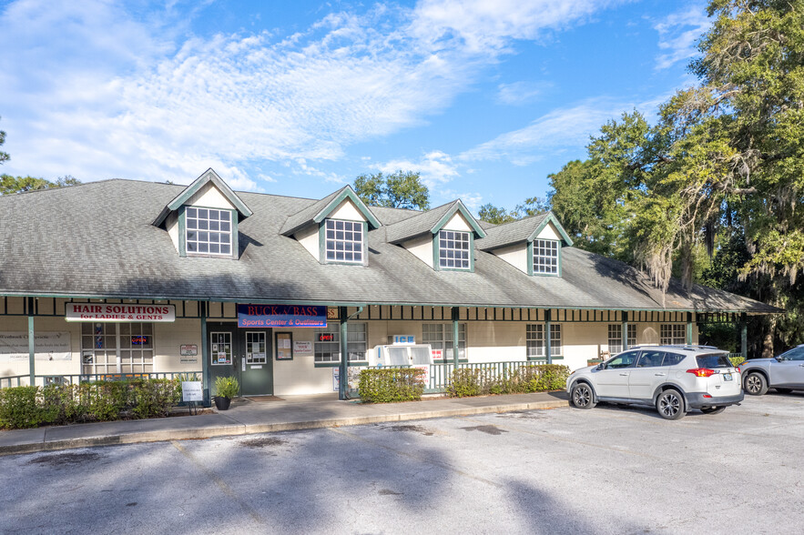 Salt Springs Plaza - Commercial Property