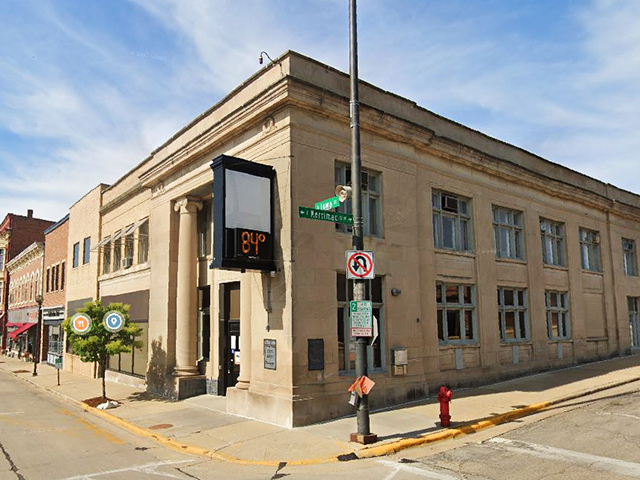 178 N Iowa St, Dodgeville, WI for sale - Building Photo - Image 1 of 1