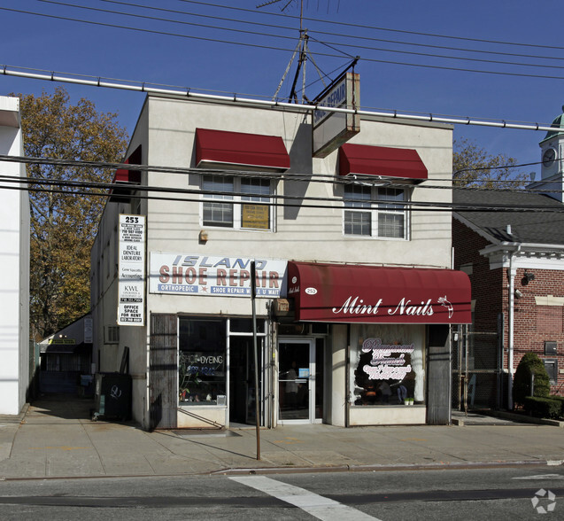 253 New Dorp Ln, Staten Island, NY for sale - Primary Photo - Image 1 of 1