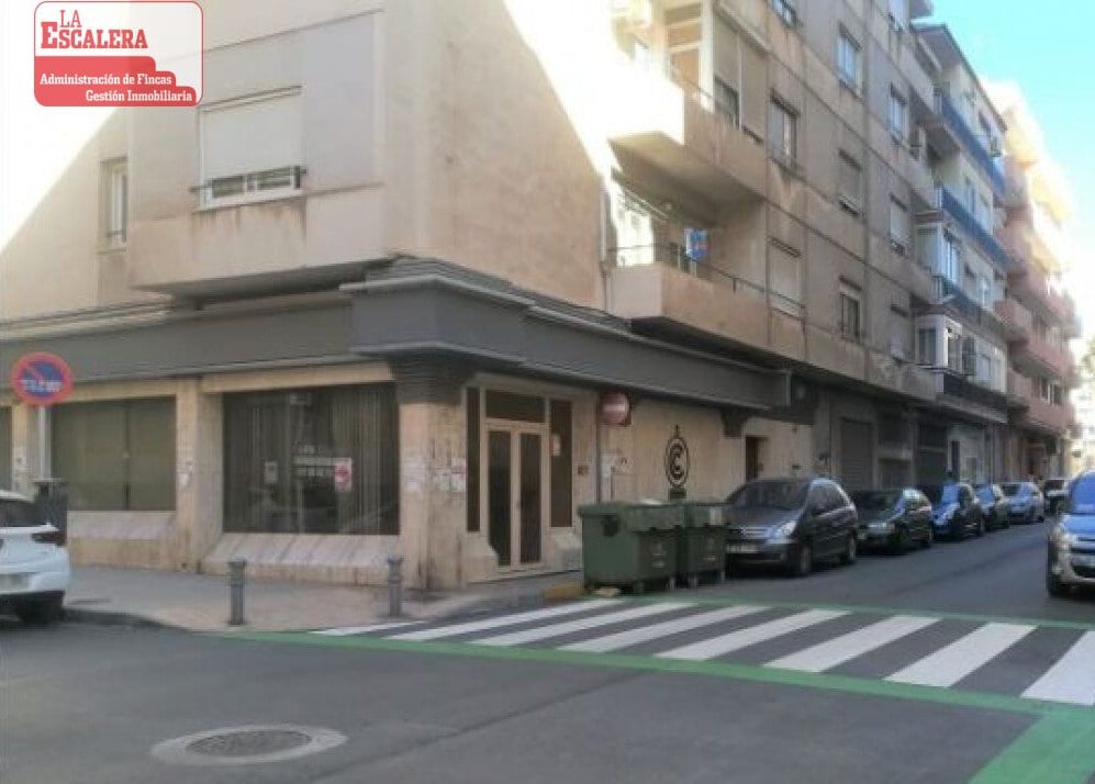 Elda, ALI 03600 -  -  - Interior Photo - Image 1 of 4