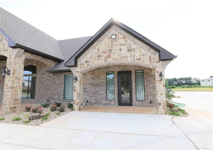 15488 FM 2493, Tyler 75703 UK