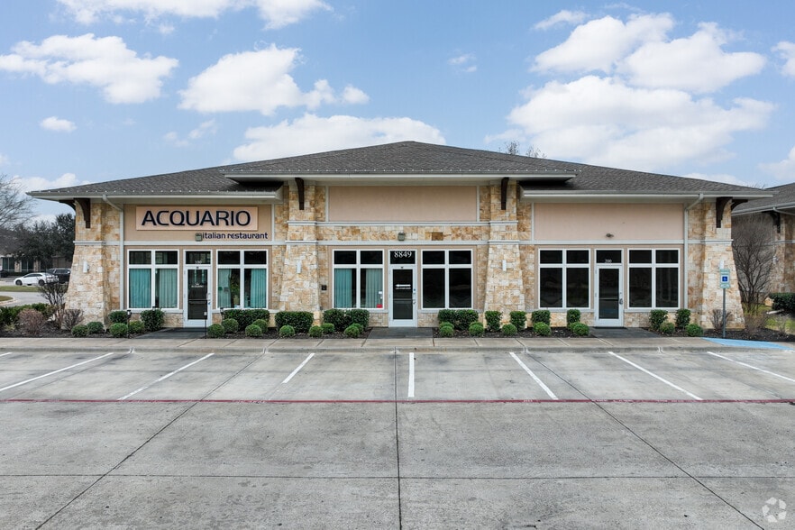 8849 Davis Blvd, Keller, TX to rent - Building Photo - Image 2 of 15