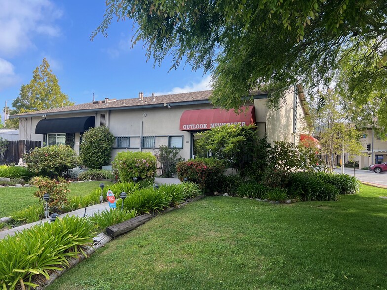 800-804 Foothill Blvd, La Canada Flintridge, CA for rent - Building Photo - Image 1 of 6