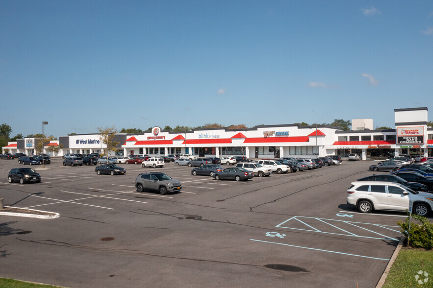 187 Sunrise Hwy, West Islip, NY for rent - Building Photo - Image 1 of 12