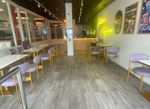 Old Christchurch Rd, Bournemouth to rent Interior Photo- Image 1 of 4