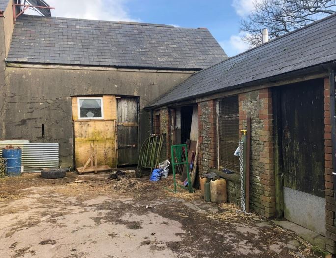 Graig-Yr- Hufen, Senghenydd for sale Primary Photo- Image 1 of 1