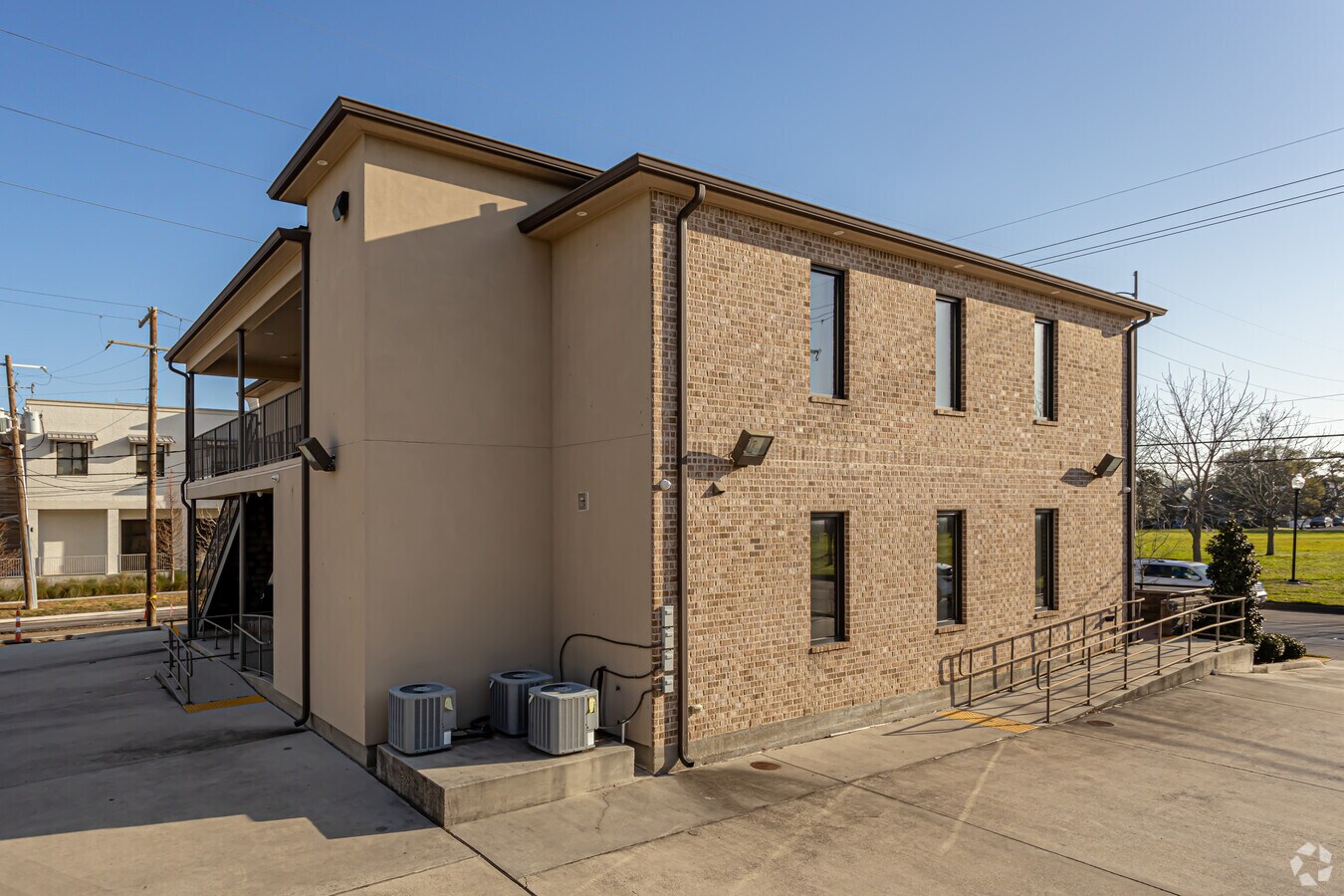 6050 Pontchartrain Blvd, New Orleans 70124 Office for Rent UK