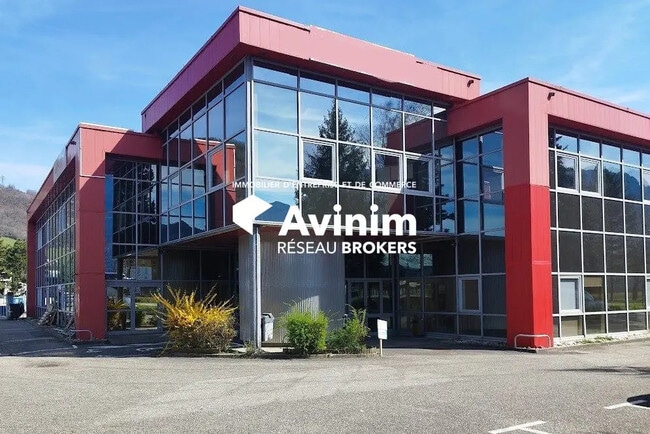 Location Bureaux 270 m²