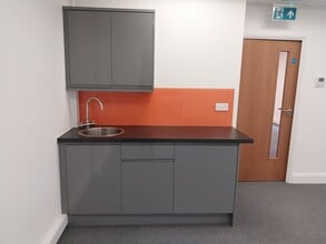 83 High St, Westerham to rent Interior Photo- Image 2 of 9