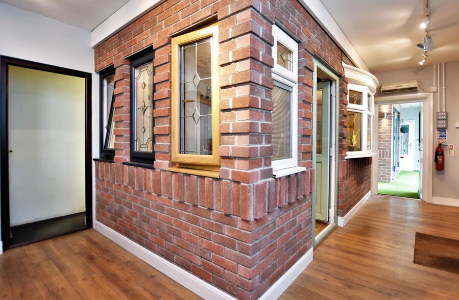 North Lonsdale Rd, Ulverston to rent - Interior Photo - Image 2 of 10