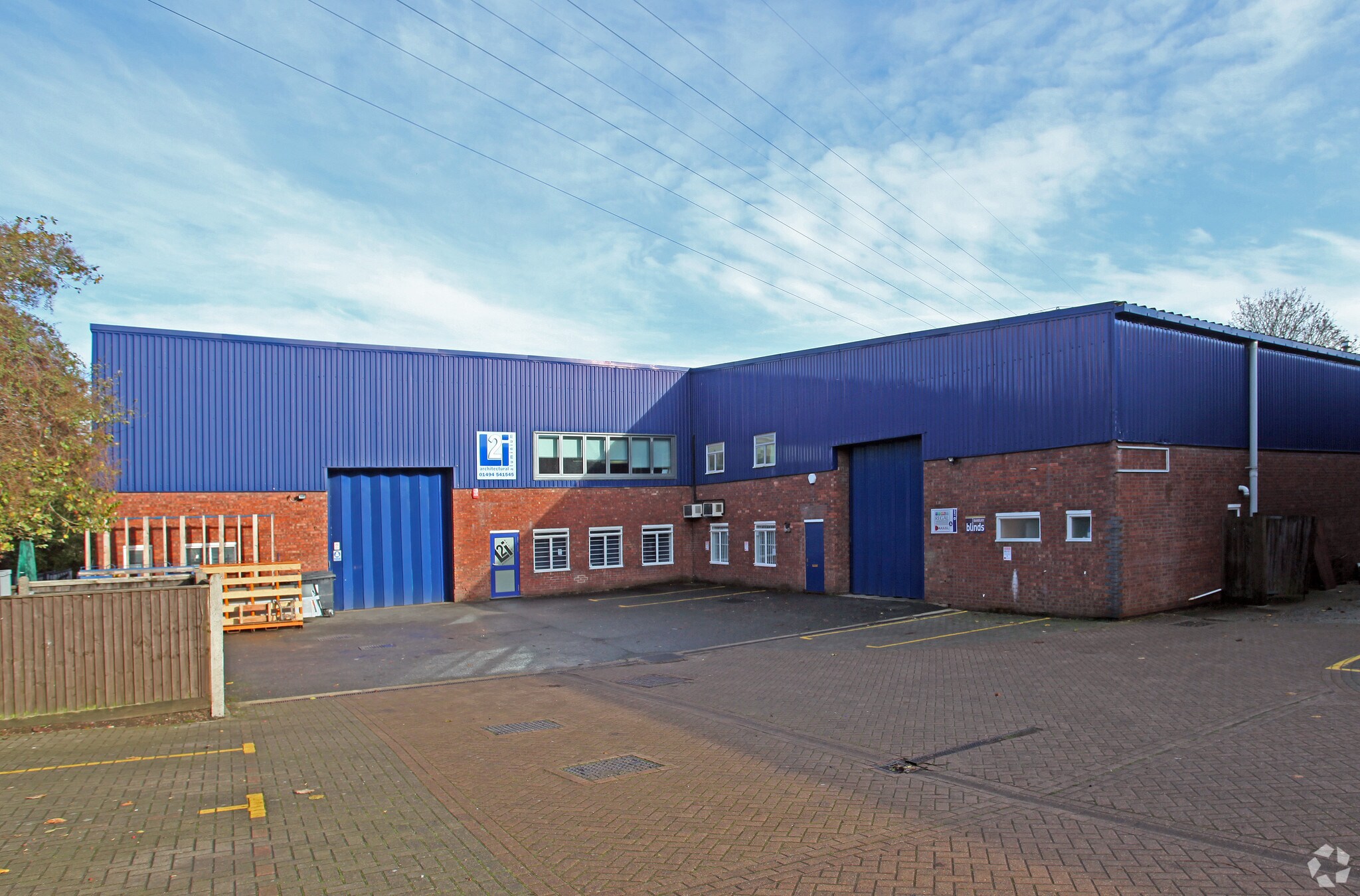 Stirling Rd, High Wycombe for sale Primary Photo- Image 1 of 1