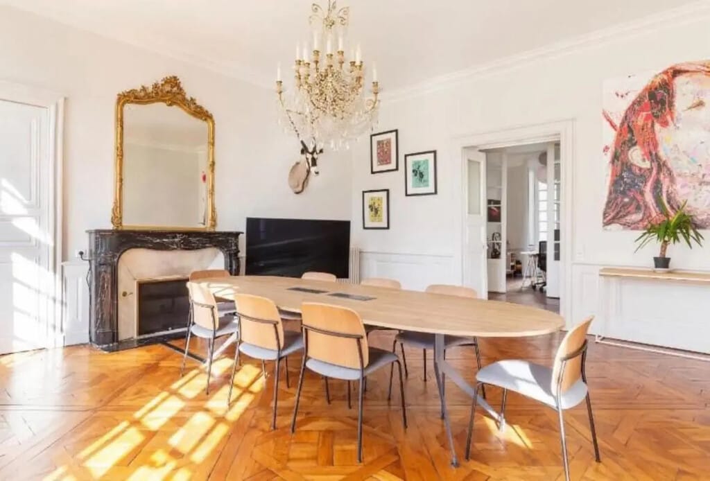 Location Bureaux 200 m² - Photo 1