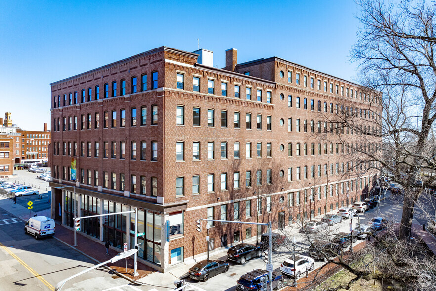 560 Harrison Ave, Boston, MA for rent - Building Photo - Image 1 of 4