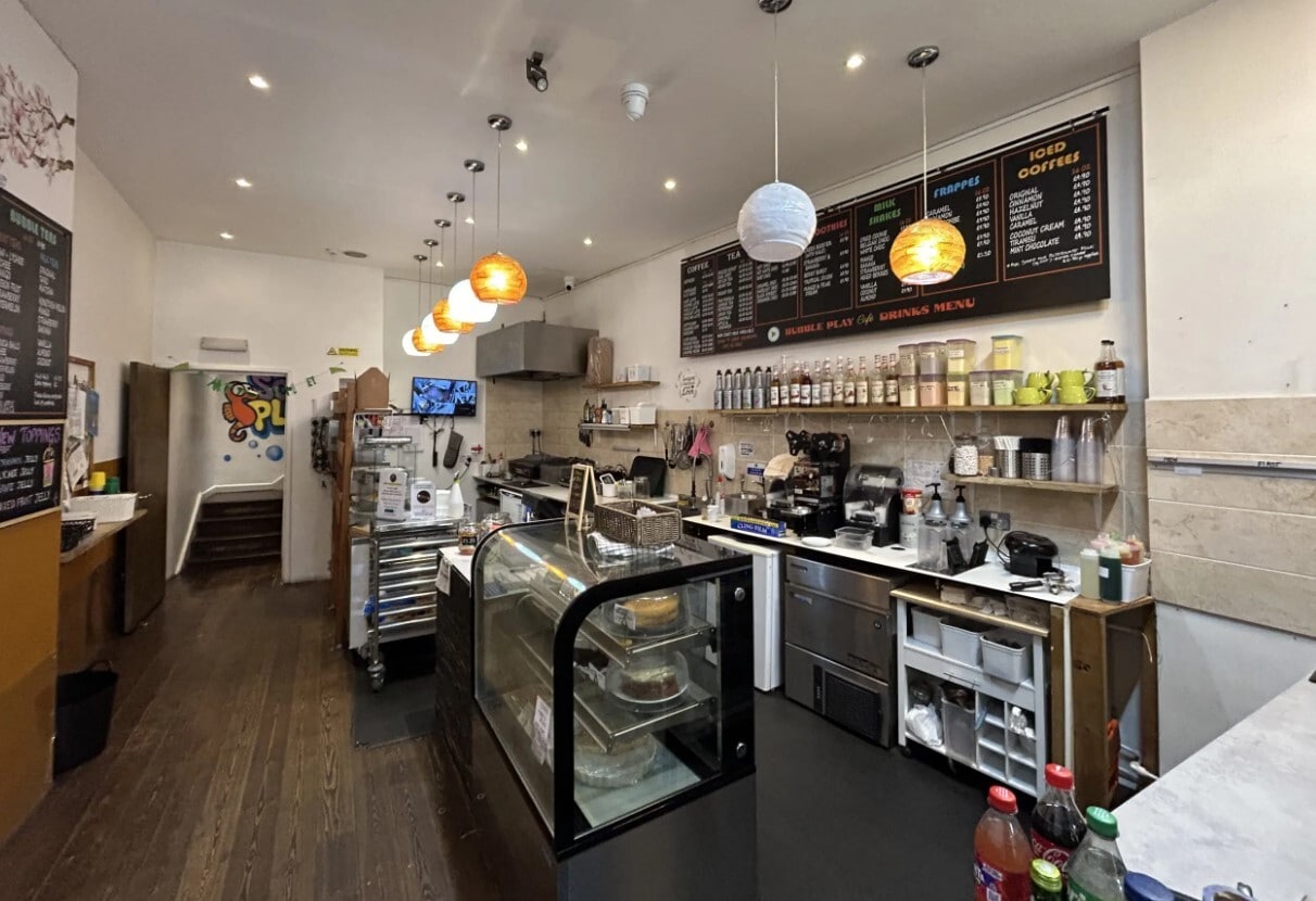 148 East St, Bristol to rent Interior Photo- Image 1 of 7