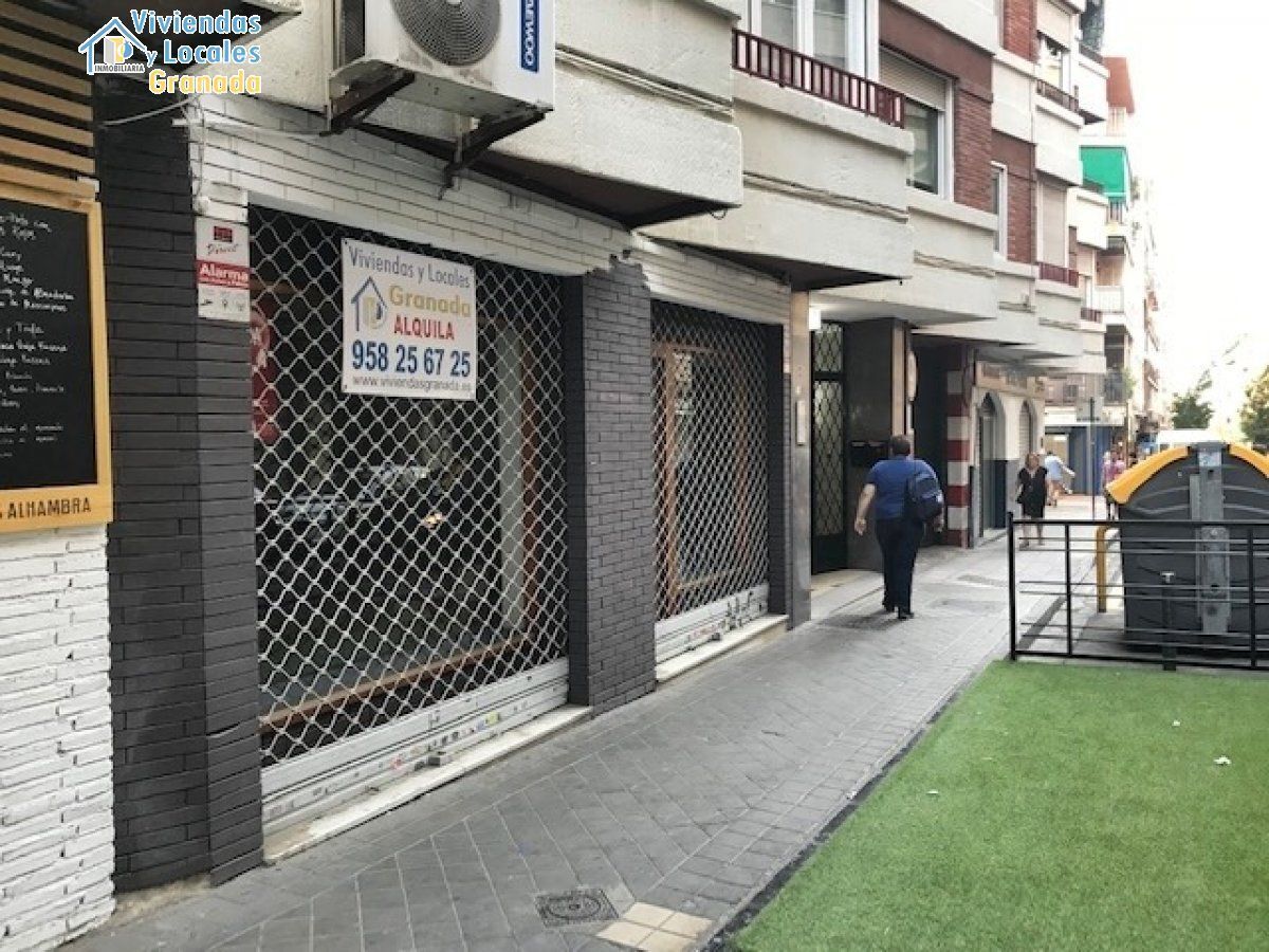 Calle Ancha de Gracia, 3, Granada, Granada to rent Primary Photo- Image 1 of 8