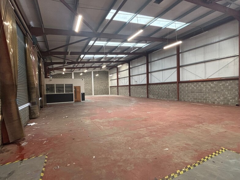 Woodville St, Glasgow to rent - Building Photo - Image 3 of 11