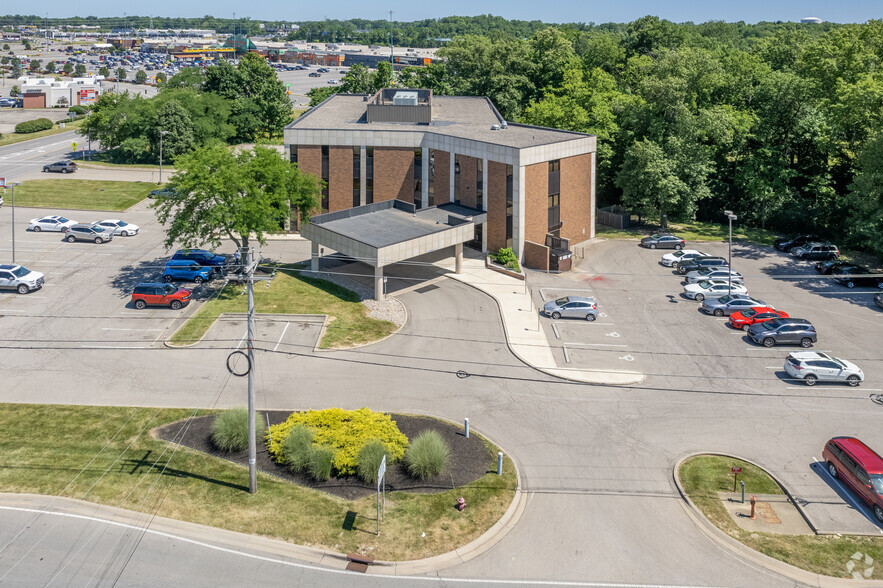 4452 Eastgate Blvd, Cincinnati, OH for rent - Aerial - Image 2 of 23