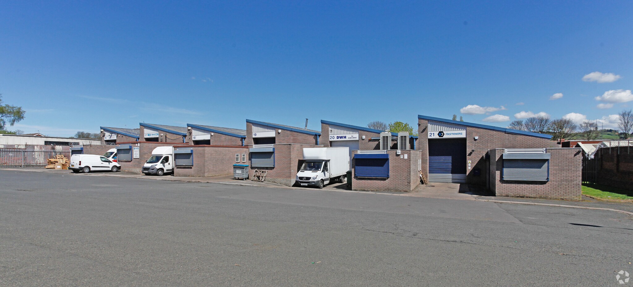 Cradley Rd, Dudley to rent Primary Photo- Image 1 of 5