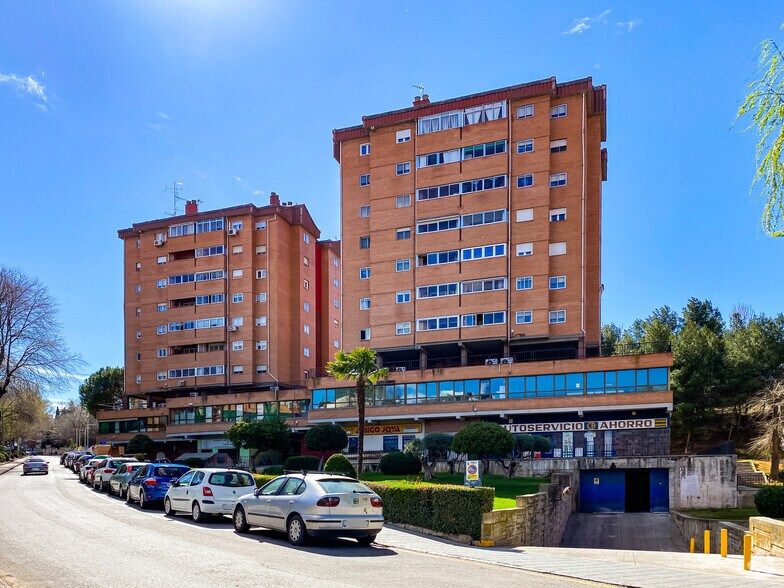 Calle Cardenal González Mendoza, 3, Guadalajara, Guadalajara for sale - Primary Photo - Image 1 of 1