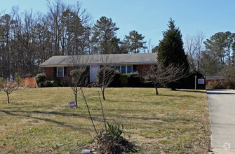 Retail in Durham, NC for sale Primary Photo- Image 1 of 1