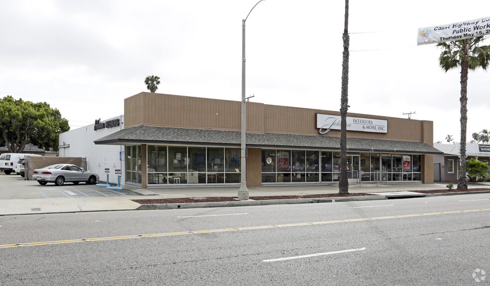 1916 S Coast Hwy, Oceanside, CA for sale - Primary Photo - Image 1 of 3