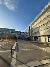 503 Place Des Champs Elysees (Courcouronnes), Évry to rent Building Photo- Image 2 of 5