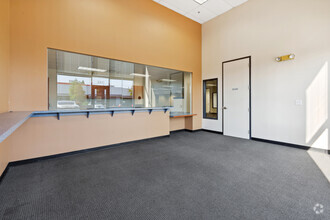 300-350 Harbor Blvd, Belmont, CA for rent Lobby- Image 2 of 10