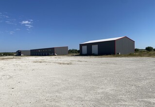 3248 N. Hwy 37 Frontage Rd., Three Rivers, TX for rent Building Photo- Image 1 of 10